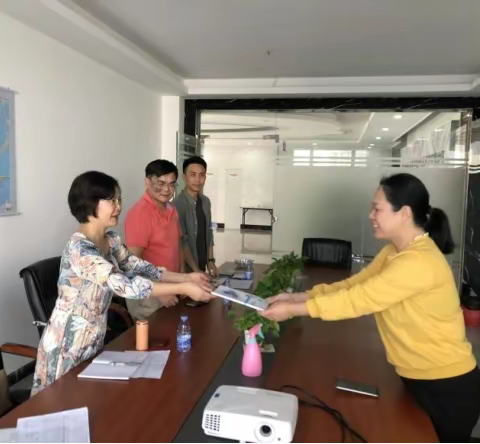 走访企业 助企纾困