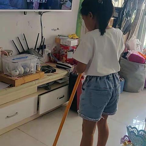 定安县第一小学“爱劳动，爱生活”二（5）班五一劳动实践活动美篇