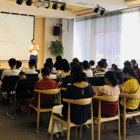 报名通知 | 第三届iEnglish少年读书分享会！