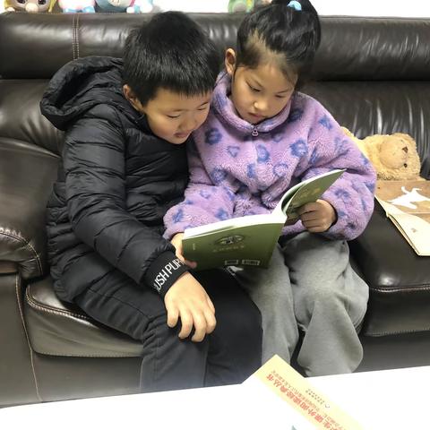 新教育小学二年级（5）班——凌霄组“致敬时代英雄，体悟伟人精神”