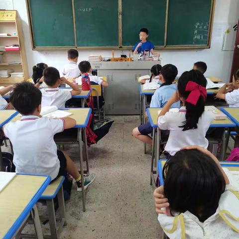 名仕小学二（1）班第一届“快乐阅读，茁壮成长”讲故事比赛第二组