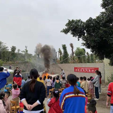 2022年铁佛社区消防安全科普讲座