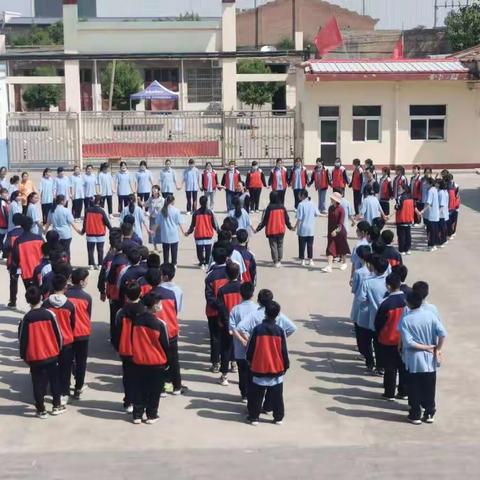 凝心聚力，同心同行——太阳初中开展团体心理辅导活动