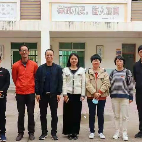 秀屿区化学范福源名师工作室开展送教送培下乡教研活动