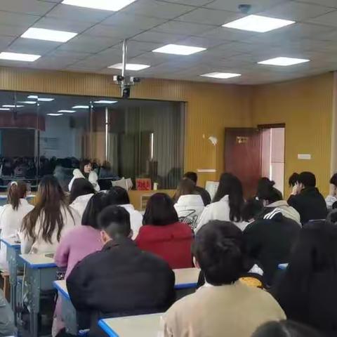观摩中成长