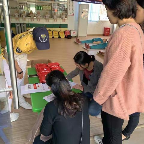 六和社区“救在你身边”居民应急救护能力培育计划第五场活动