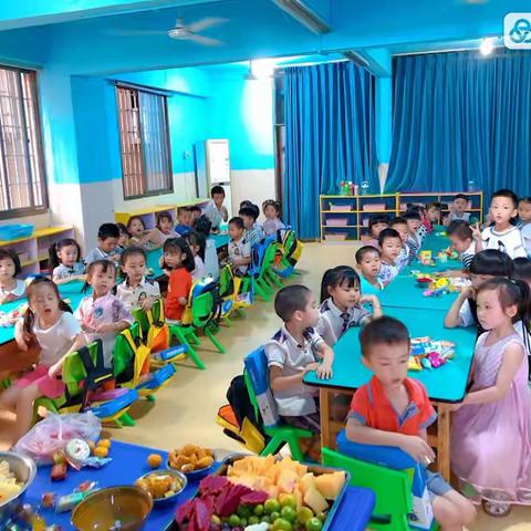 “浓浓中秋情 ，快乐中秋节”小红花幼儿园送祝福-------