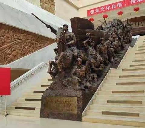 十一师一中高一六班开展“学习榜样精神，继承兵团精神”活动