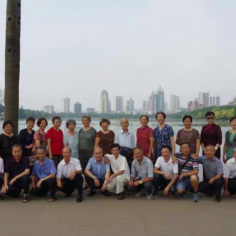 广西药检学校检十四班毕业50周年同学聚会（2）