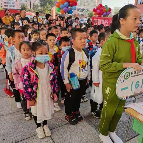 左耳靠近心脏的美篇