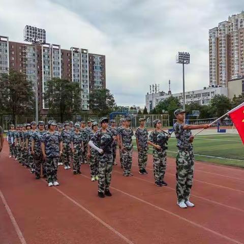 “强身报国凌云志，挥洒青春正当时”——对外经济贸易大学附属中学2022级高一国防教育实践活动实录四