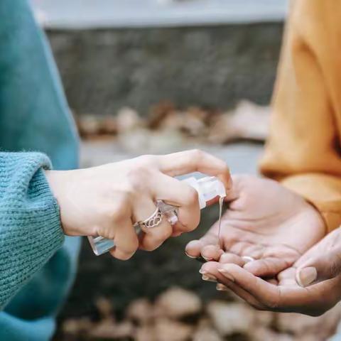 筑牢防疫线，守护健康幼儿园