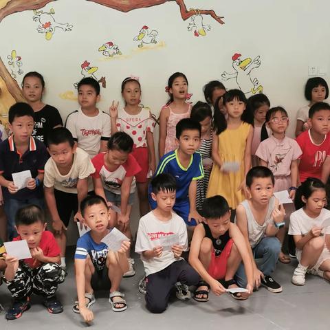 玩转汉字 趣味学习——彩虹花公益小书房布心站点举行汉字游园会