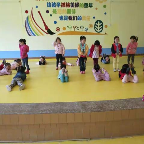 红黄蓝幼儿园第十周记事《加油，我的宝贝们》