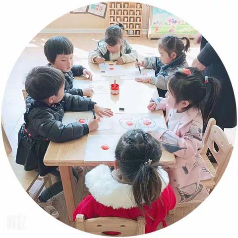 相公街道中心幼儿园（联邦路园）小三班绘画篇——从画开始，共同成长。