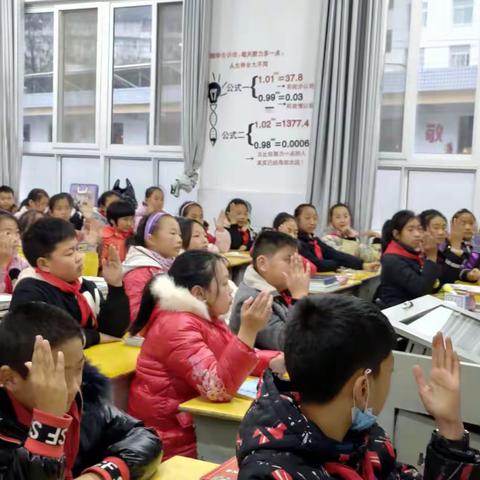 我的班级，我的家！－－601爱心中队11月活动风采