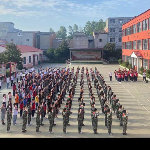 互动——共赢  留盆镇启智小学2022秋季新学期家长会