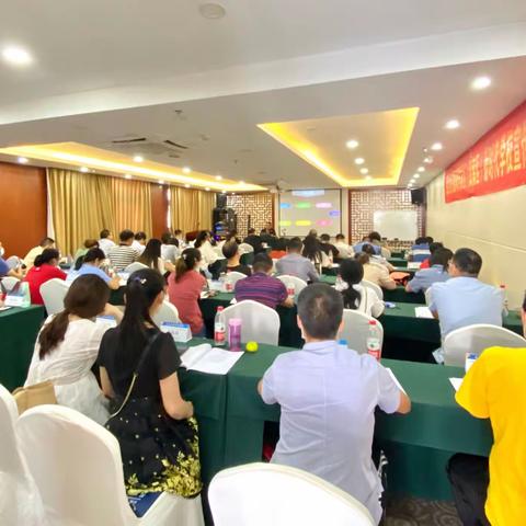 插上传媒双翅翱翔，培训体验非比寻常   ——武汉经开区（汉南区）新时代学校宣传工作培训（二）