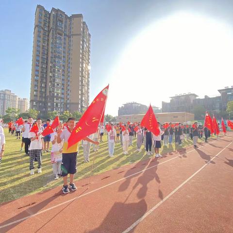 扬体育精神、展青春风采，献礼国庆、强国有我！