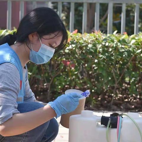 青春志愿 战疫有我—汝州市中等专业学校志愿战“疫”服务侧记