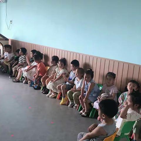 小哈佛幼儿园小一班7月份教学反馈