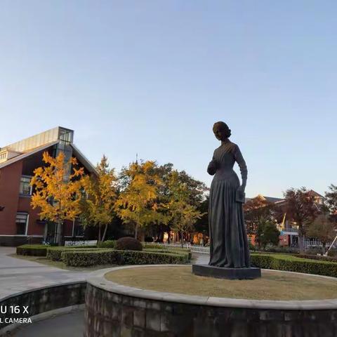 漫步泰吾士小镇（11月9日）