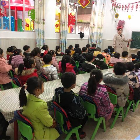 快乐的幼儿园，美丽的班级——童贝幼儿园大二班