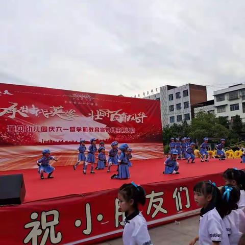 【童贝幼儿园大二班】每月回顾，一起见证快乐，回顾美好时光……