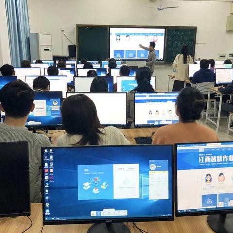 樟树三中组织教师进行 “赣教云•教学通2.0”系统培训