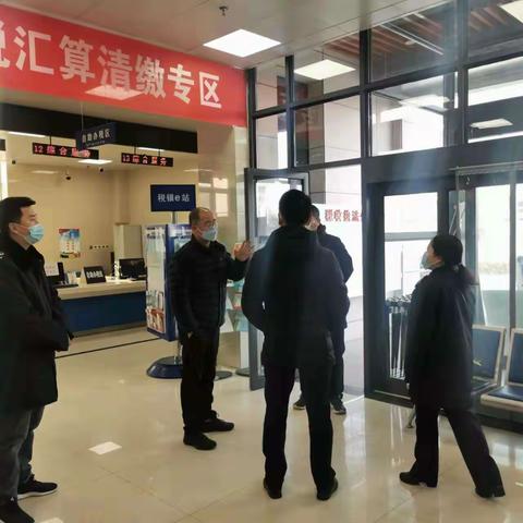 雪后冬日暖 慰问解冬寒