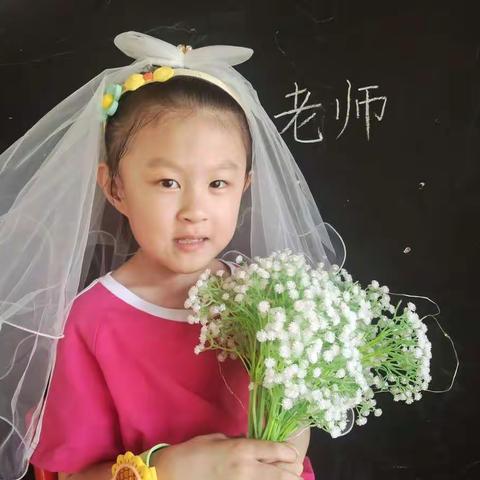 声乐新苗幼儿园芽芽二班杨惠茹快乐的幼儿园生活