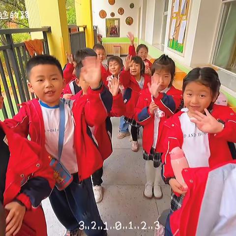 “走进小学🏫，感受成长🌻”——嘉乐堡幼儿园大四班