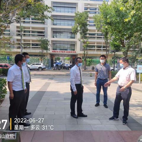 马连洼街道党工委书记王树彦带队检查调研各项安全工作