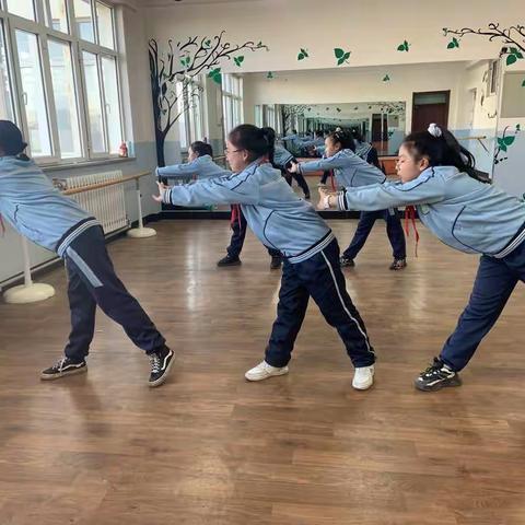 “落实双减 舞动少年”——海区九小爵士舞社团在行动