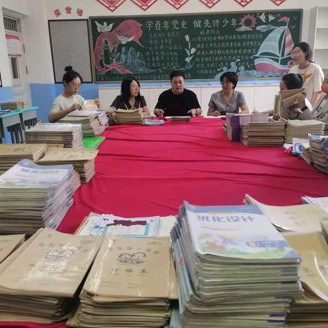 特色作业助“双减”，作业评比促成长——海区九小作业教案检查纪实