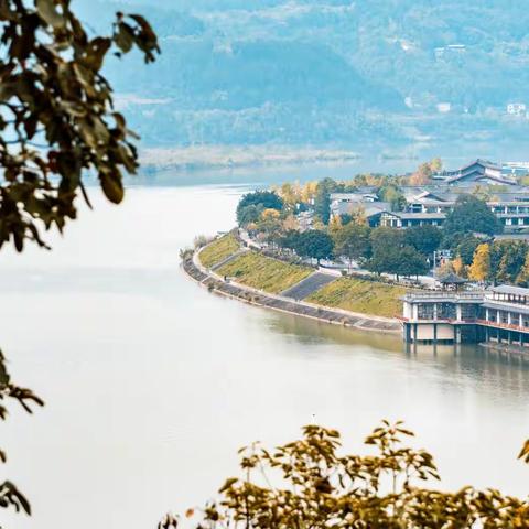 阆中一瞥