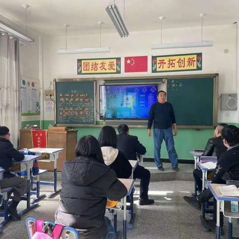 推进现代化教育，适应新时代教学——王寨小学全体教师进行现代化设备教学培训