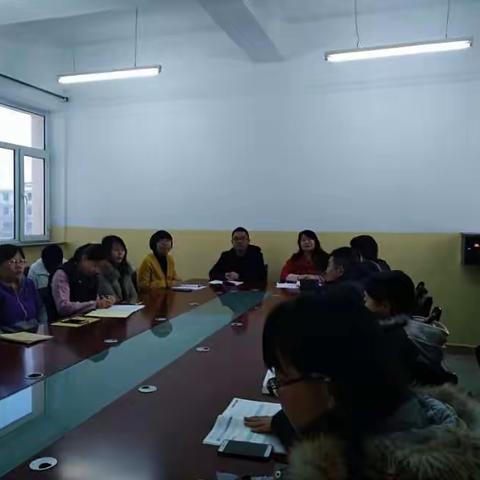 展示专业技能，凸现真我风采——二0二中学初中部“青年教师练兵课”与“中青年骨干教师优质课”比赛