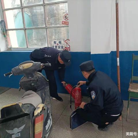 北耽车派出所对辖区内企业进行安全检查