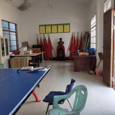 儋州市正大法律事务所到雅星镇大讲村委会开展《民法典》宣讲活动