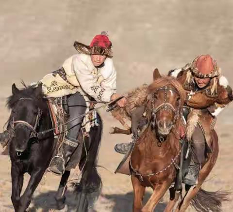 《探秘历史》：古代游牧民族为何爱戴金饰？
