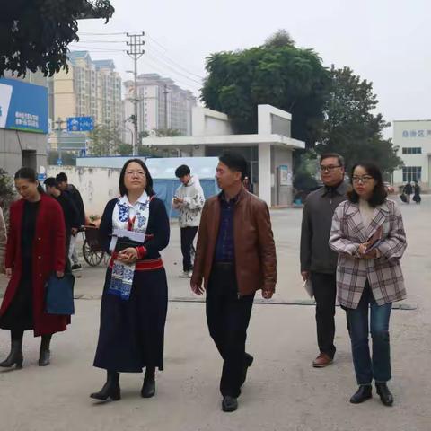 领导调研促发展，实高教育谋新篇一一黄旭慧副县长来我校就学校管理和校园安全工作进行调研