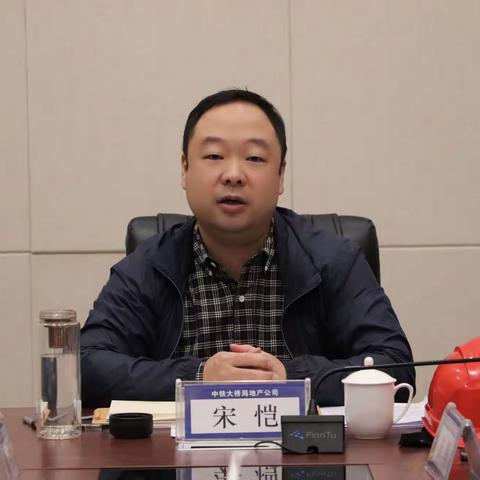 领导带班检查 筑牢安全防线