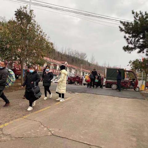 下冶一小：新学期开学第一课“安全教育”