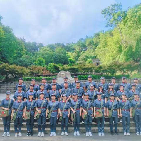 励志大别山  建功新时代