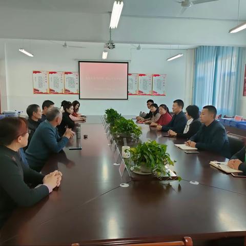 桑榆未晚为霞美    初心不改夕阳红—退休教师欢送会