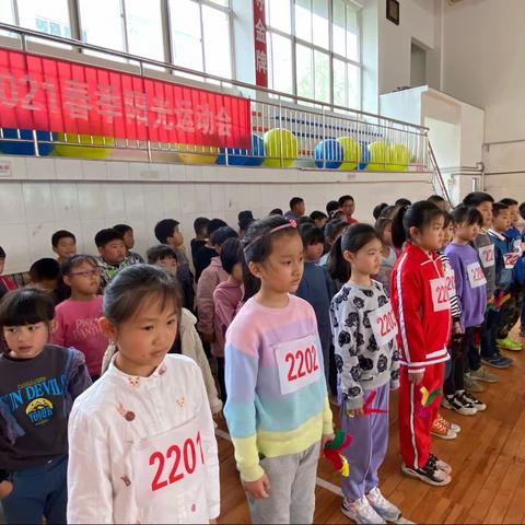 春光无限好，运动谱华章———润新小学2021年春季运动会