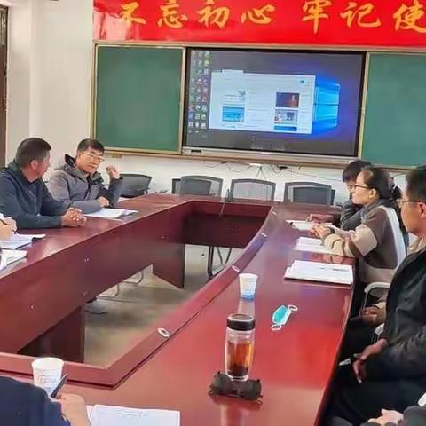 八（4）班第六期  培养健康心里，学会自立自强