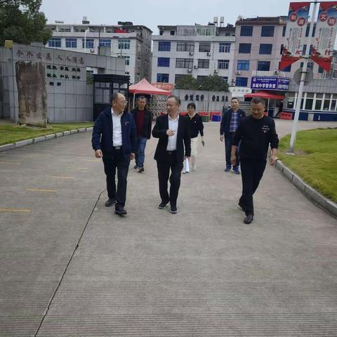县委常委徐龙强到赤城中学宣讲党的二十大精神