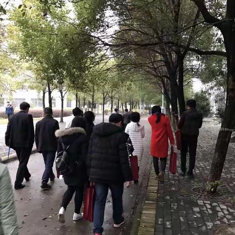 走进青铜王国（新干县），学习高效课堂——记第三届江西省语文主题学习实验区协作体交流高效课堂研讨会